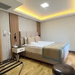 Avci Palace Hotel 4*