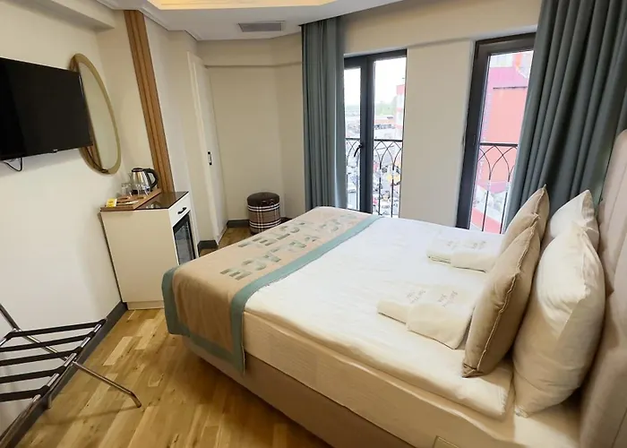 Avci Palace Hotel 4*